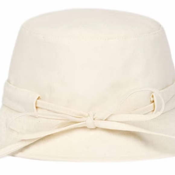 Jacquemus Off-White Bow-Knotted Le Bob Bucket Hat - Picture 2 of 3